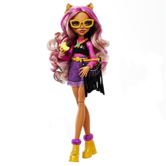 Monster High®: Clawdeen Wolf™ Day Out Doll with Accessories-New - Picture 9 of 9